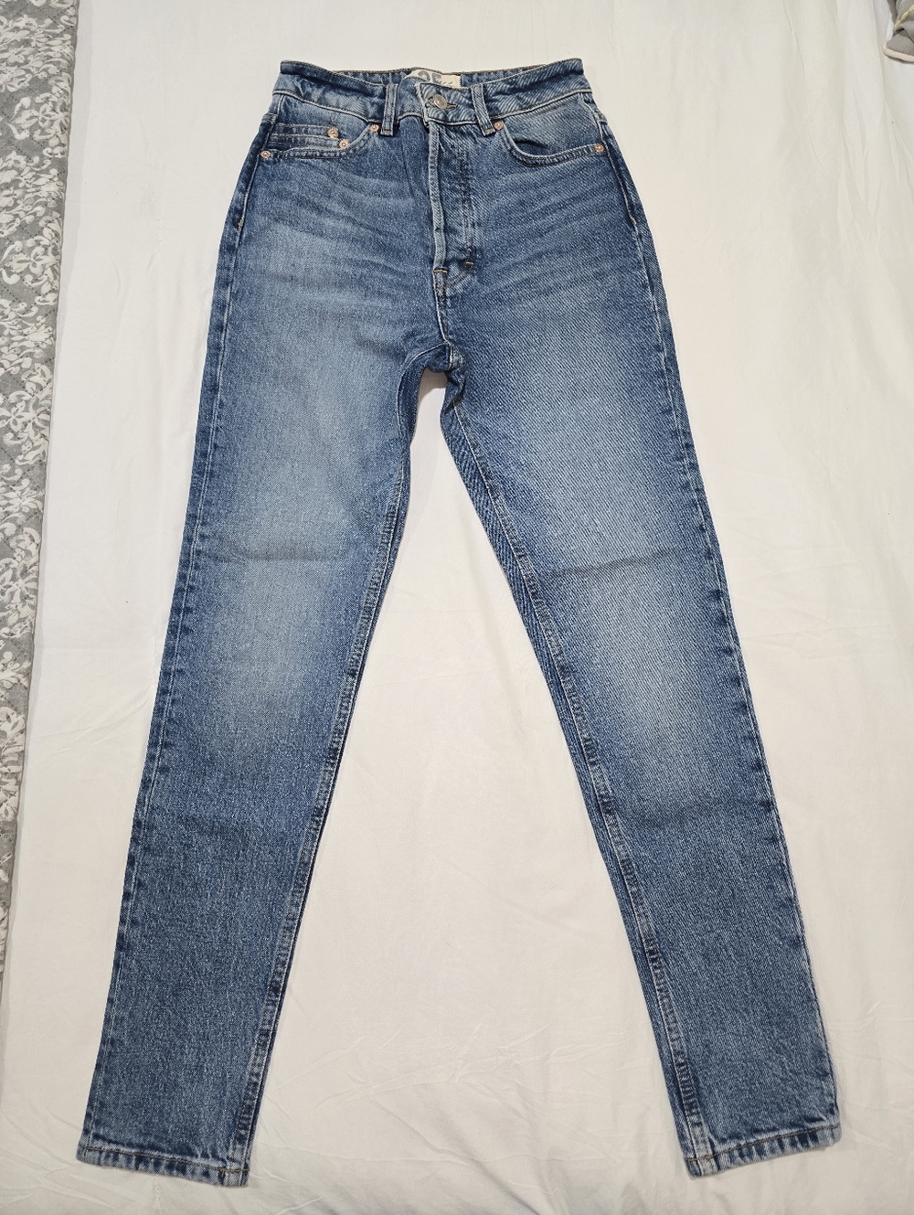 We The Free Skinny Jeans in Medium Blue Wash